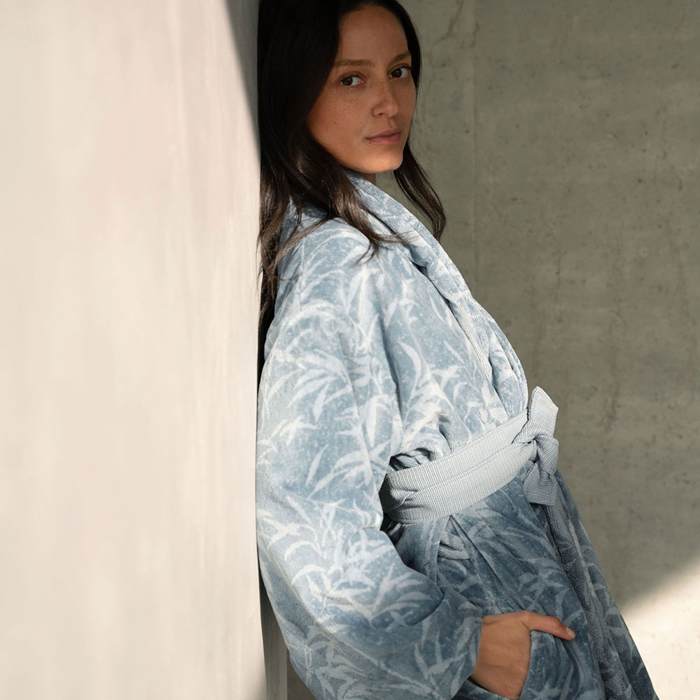 Peignoir châle Contemplation Bleu Anne de Solène