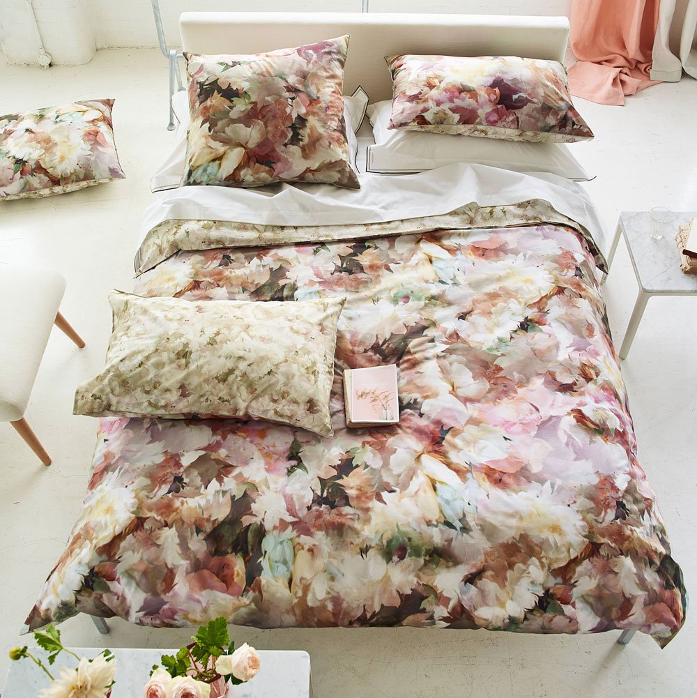 Housse de couette Fleurs de Jour Traver­tine Desi­gners Guild