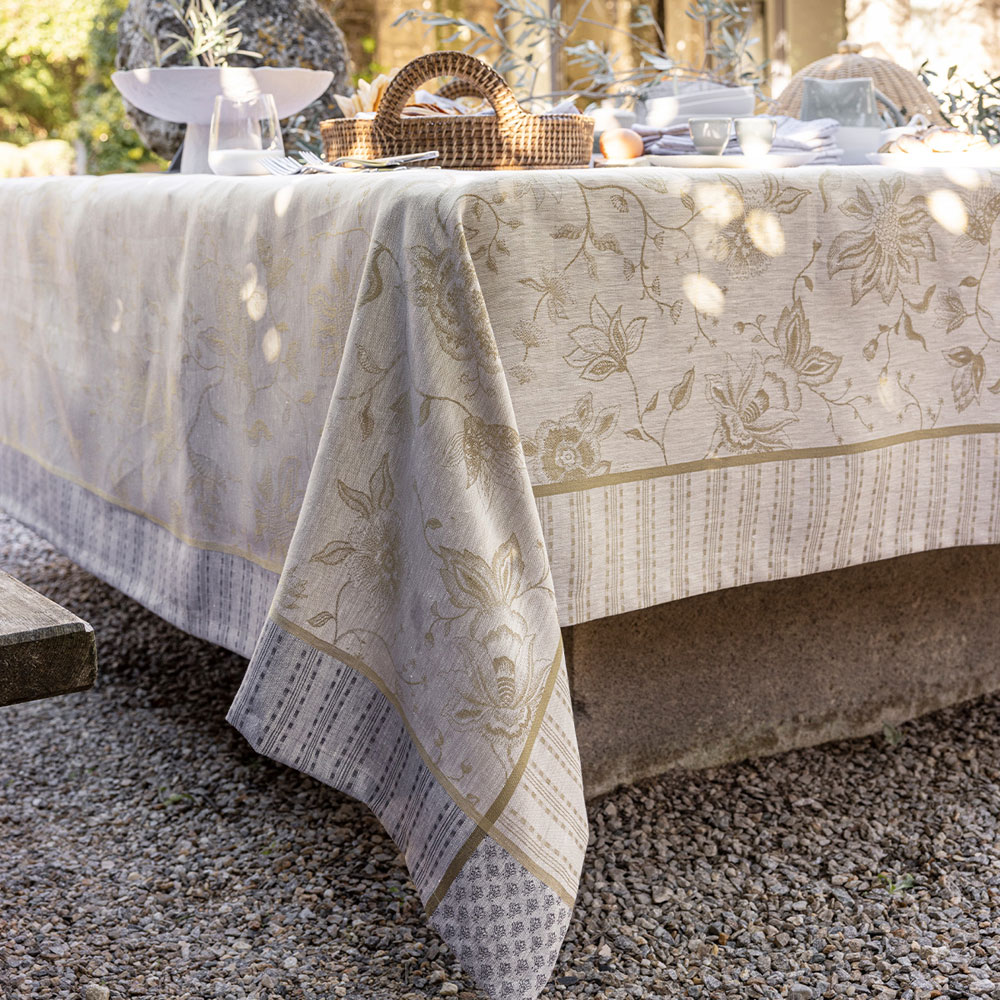 Le Jacquard Français