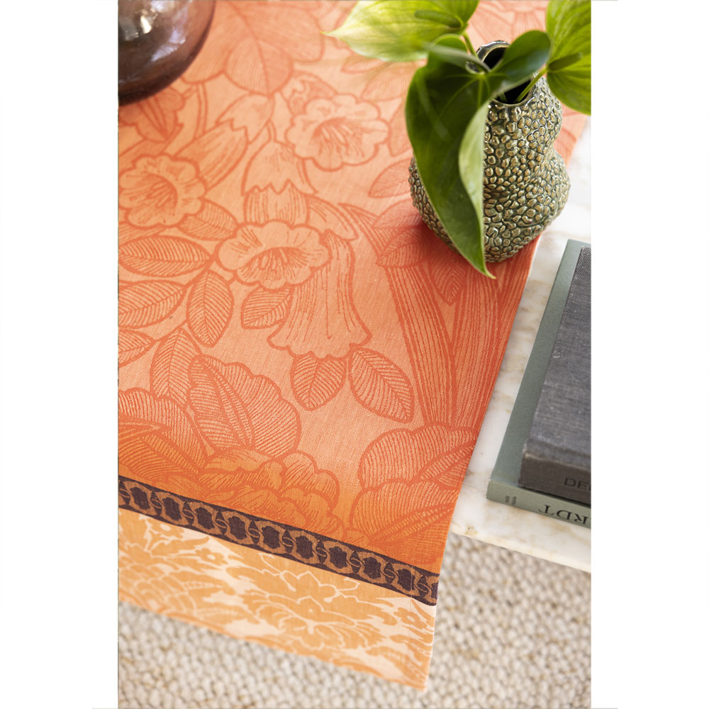 Chemin de table Escapade Tropicale Goyave Le Jacquard Français