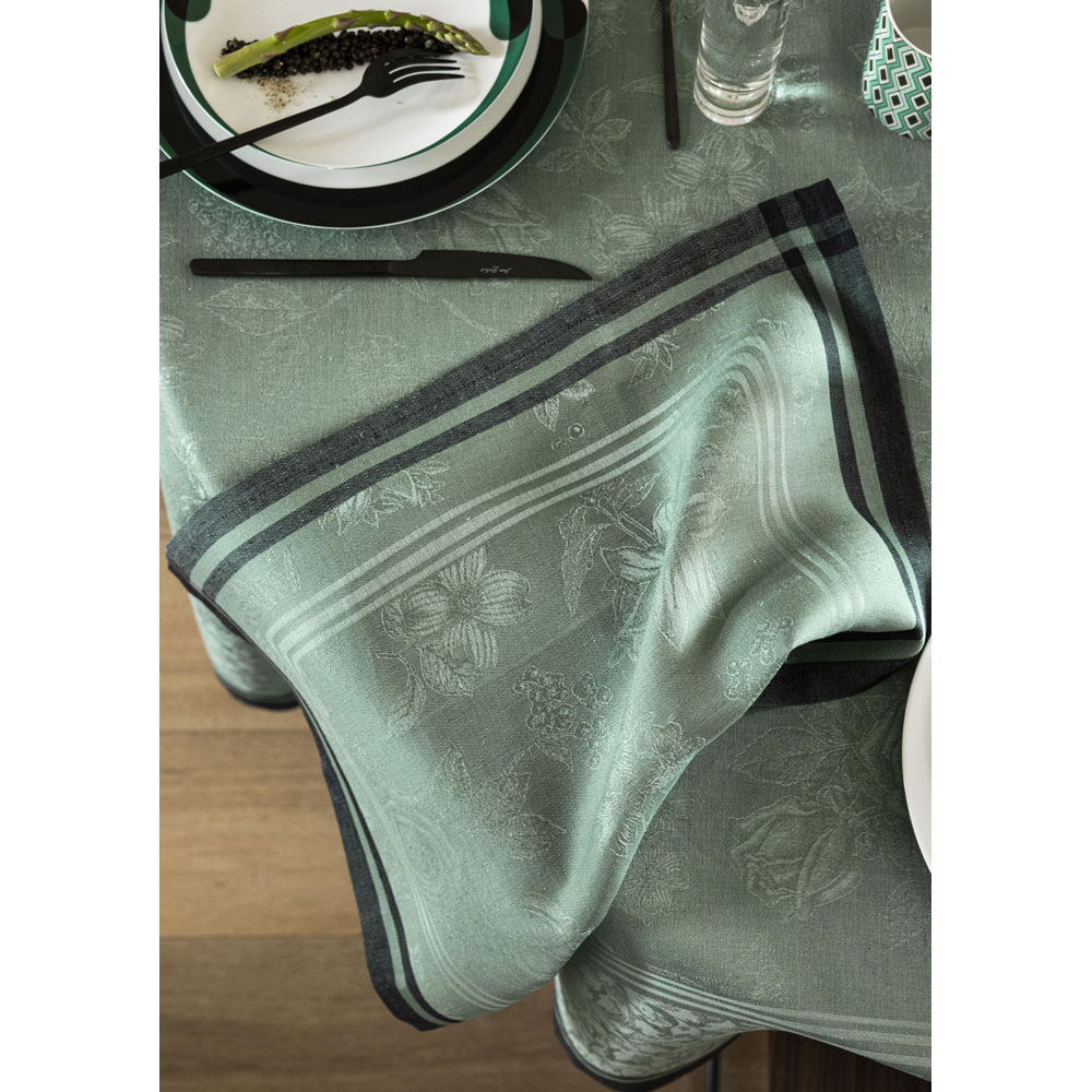 Chemin de table Romance Tendresse Le Jacquard Français