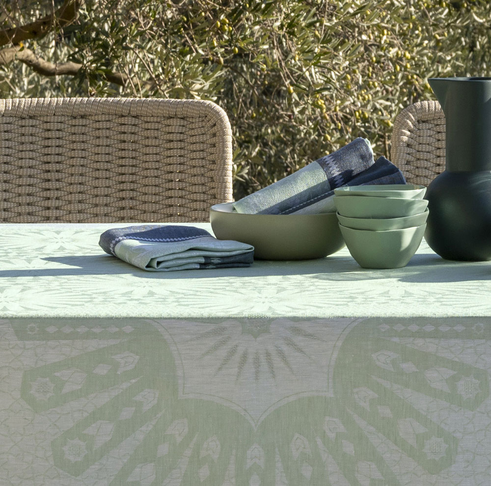 Nappe Jardin d’Orient Fontaine Le Jacquard Français