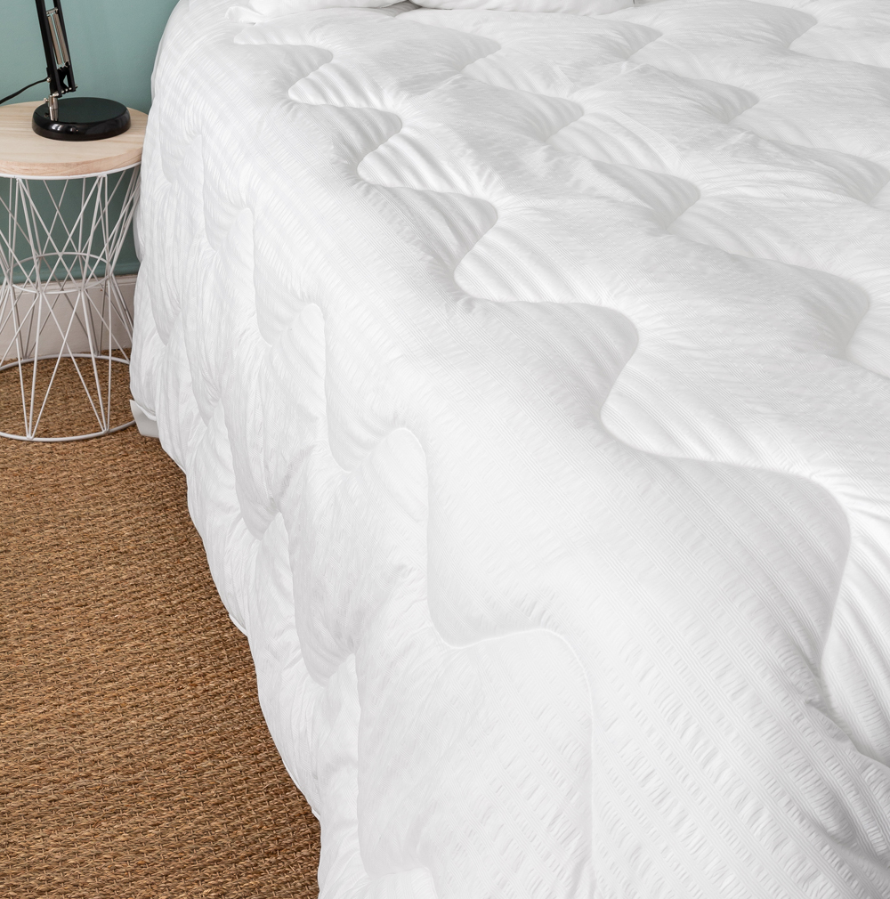 Couette Caresse Microfibres 375 gr/m² toison d’or