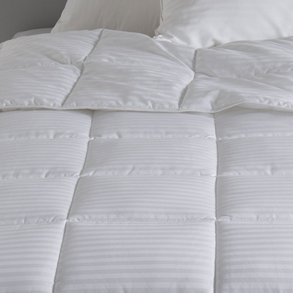 Couette Epure fibres creuses 400 gr/m² toison d’or