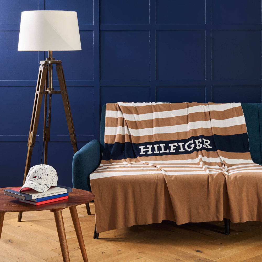  Tommy Hilfi­ger