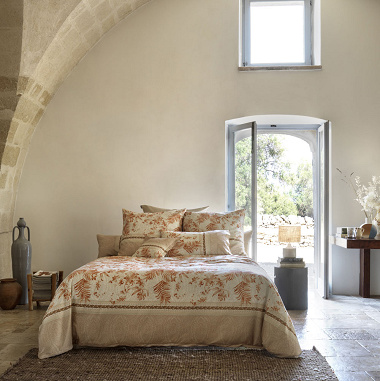 Housse de couette Ibis­cus Tattoo Cara­mello Bassetti