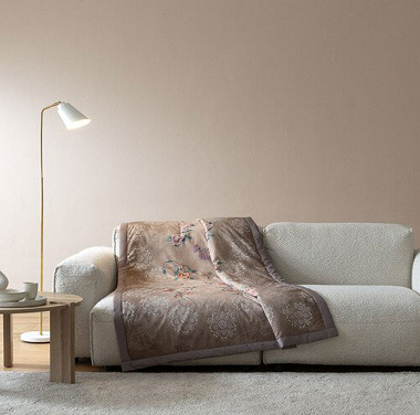 Plaid Esper­ridi Beige Bassetti