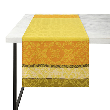 Chemin de table Mumbai Safran Le Jacquard Français