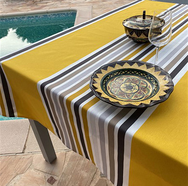 Nappe enduite St-Pée Jaune L’En­so­leillade