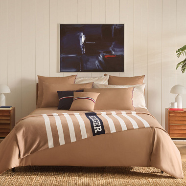  Tommy Hilfi­ger