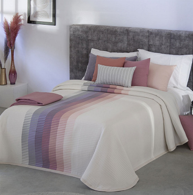 Couvre lit Craw­ley Rose 09 Reig Marti