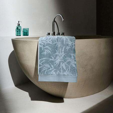 Drap de douche Contem­pla­tion Bleu 70×140 cm Anne de Solène