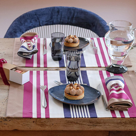 4 sets de table Biar­ritz Cuir 52×41 cm Jean Vier