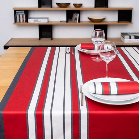 6 Serviettes de table Espe­lette amarante 50×50 cm Jean Vier