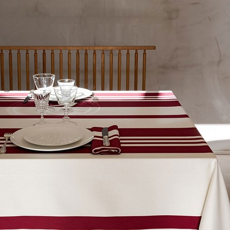 6 Serviettes de table Pampe­lune Rouge Basque 50×50 cm Jean Vier