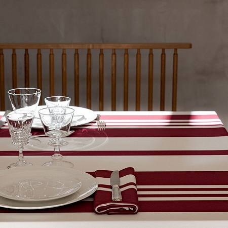 6 Serviettes de table Pampe­lune Rouge Basque 50×50 cm Jean Vier