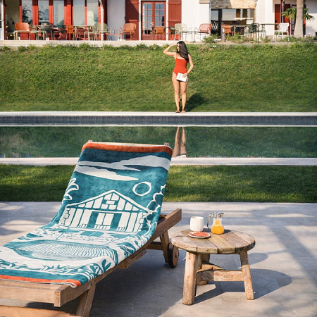 Drap de plage Etxola Vert pin 100×180 cm Jean Vier