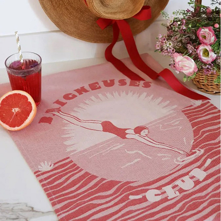 Torchon Kontatu Baigneuse Club Rouge 50×70 cm Jean Vier