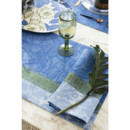 4 serviettes de table Esca­pade Tropi­cale Perroquet 58×58 cm Le Jacquard Français