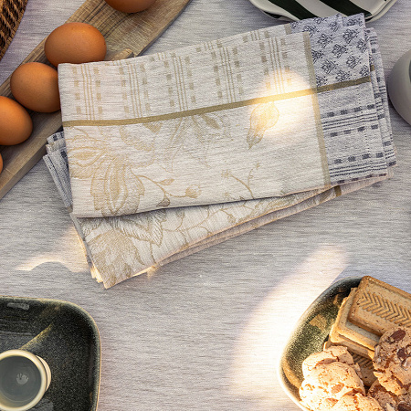 4 serviettes de table Eté Indien Noix 58×58 cm Le Jacquard Français