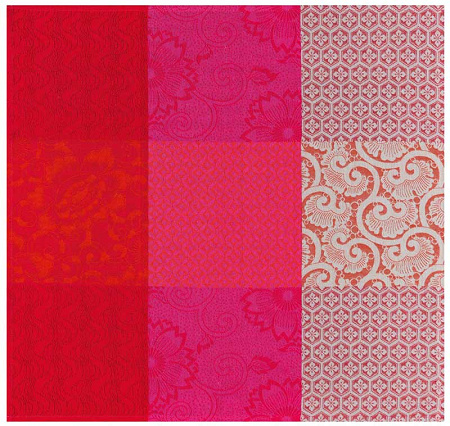 4 serviettes de table fleurs de kyoto cerise 58×58 cm Le Jacquard Français