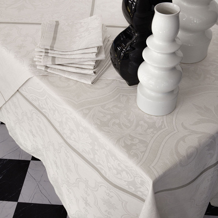 4 sets de table Armoi­ries Lys 50×36 cm Le Jacquard Français