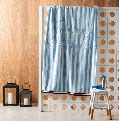 Drap de plage Surf Club Wave 90×170 cm Tommy Hilfi­ger